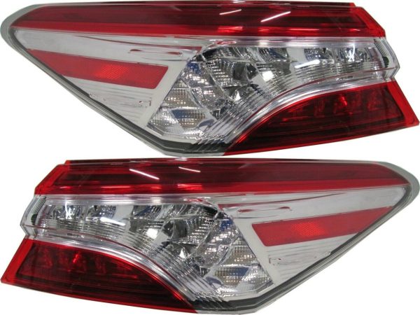 CAMRY 18-20 XLE,XSE უკანა ფარი LED